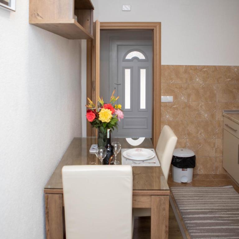 Apartmani Budimčić - Apartman - 8