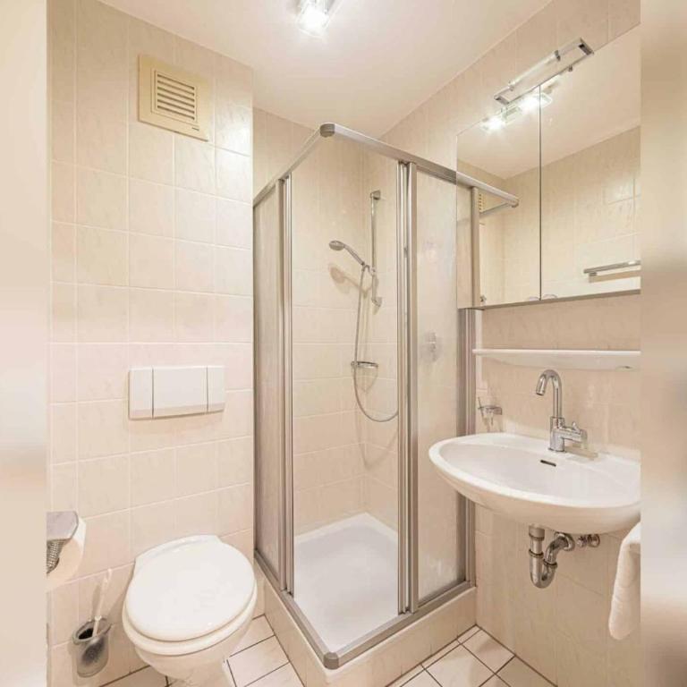 Ferienwohnung Waldblick - freundlich eingerichtete Ferienwohnung - Apartment mit Terrasse - 9