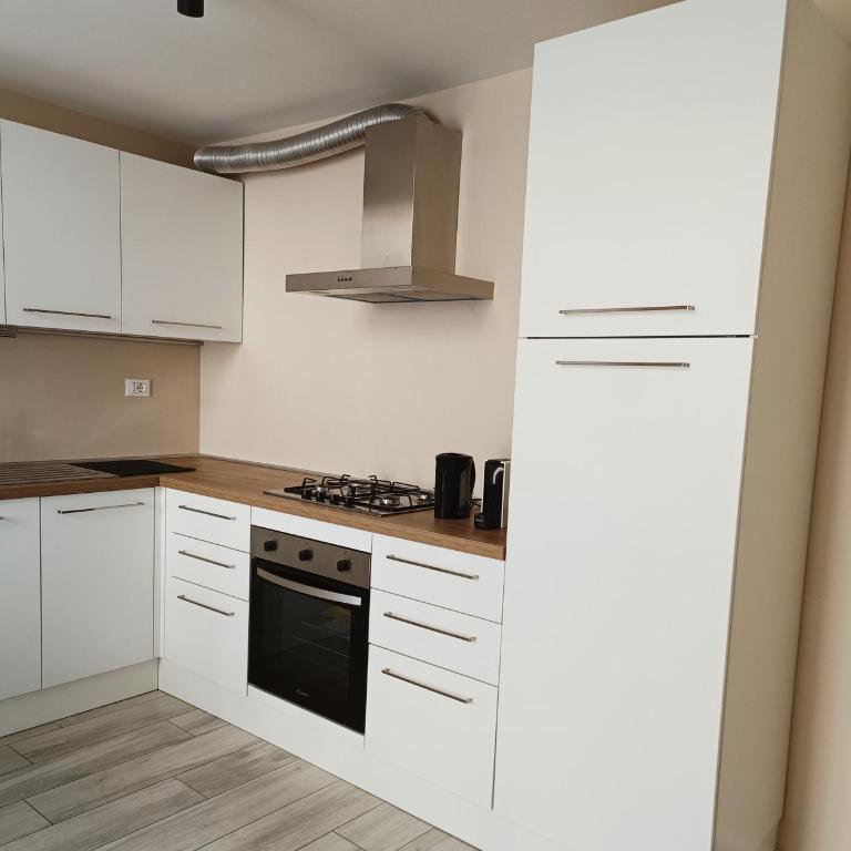 YR Apartments Bocconi- Modern Loft, 3 Min Walk to Duomo Tram - One-Bedroom House - 7