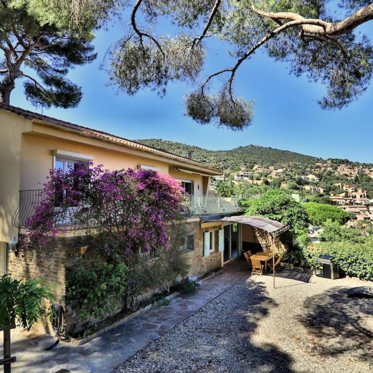 Vue mer, Piscine - Appartement Cosy Place - Two-Bedroom Apartment - 12