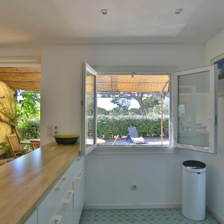 Vue mer, Piscine - Appartement Cosy Place - Two-Bedroom Apartment - 22