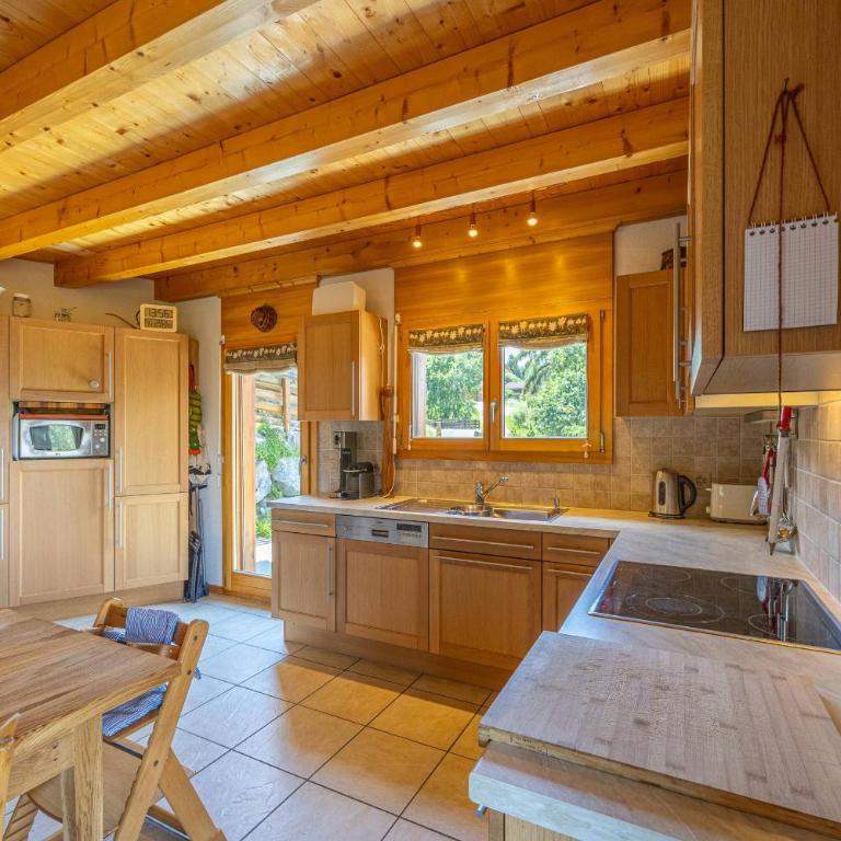 Chalet Le Papillon - Calm, sunny, spacious - Superior Chalet - 12