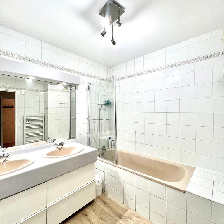 T2 parking/climatisation - proche Halles au grain - Appartamento con 1 Camera da Letto - 11