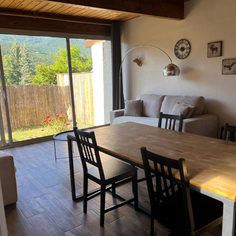 Barcelonnette location avec jardin - One-Bedroom Apartment - 37