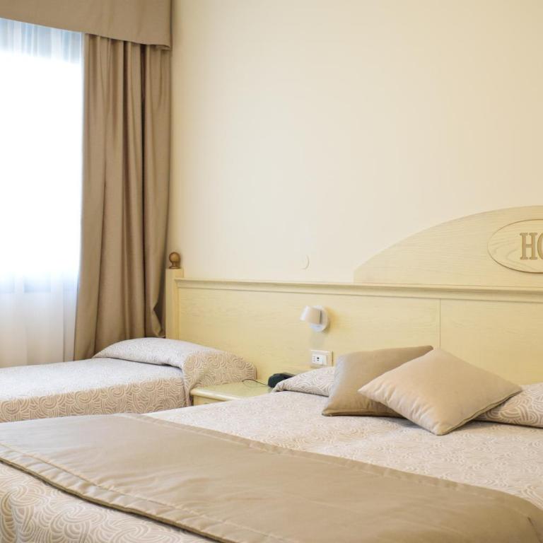 Hotel Carlton - Camera Matrimoniale/Doppia con Letti Singoli con Vista Mare Laterale - 19