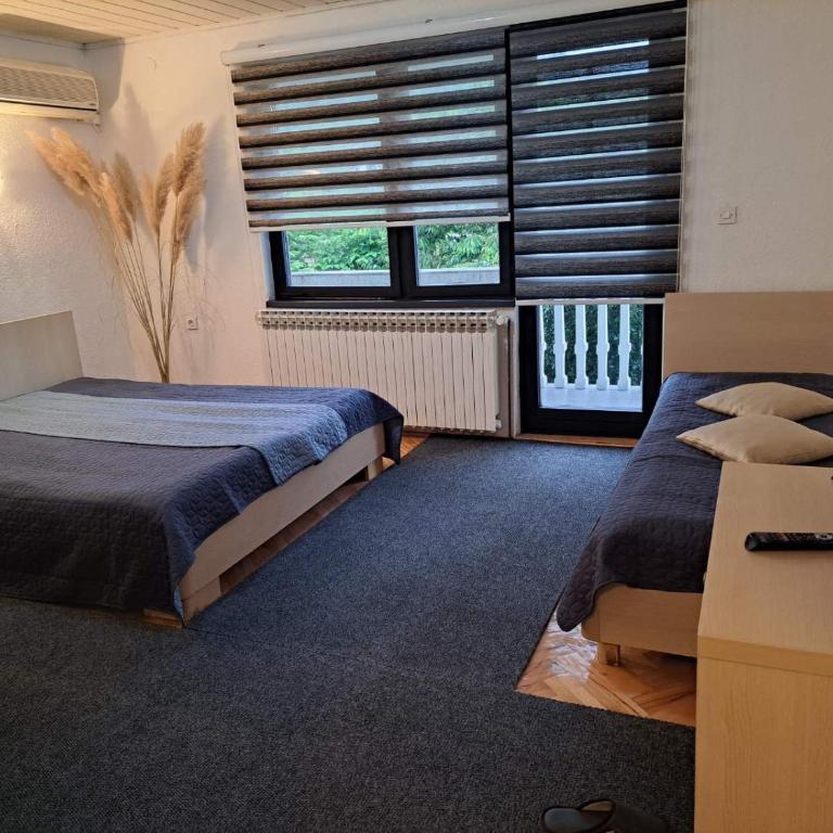 Apartmani Bosna Visoko - Standardni Trokrevetni Studio - 1