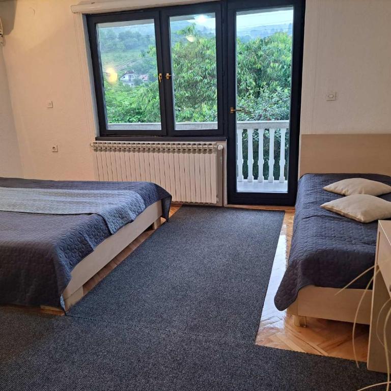 Apartmani Bosna Visoko - Standardni Trokrevetni Studio - 4