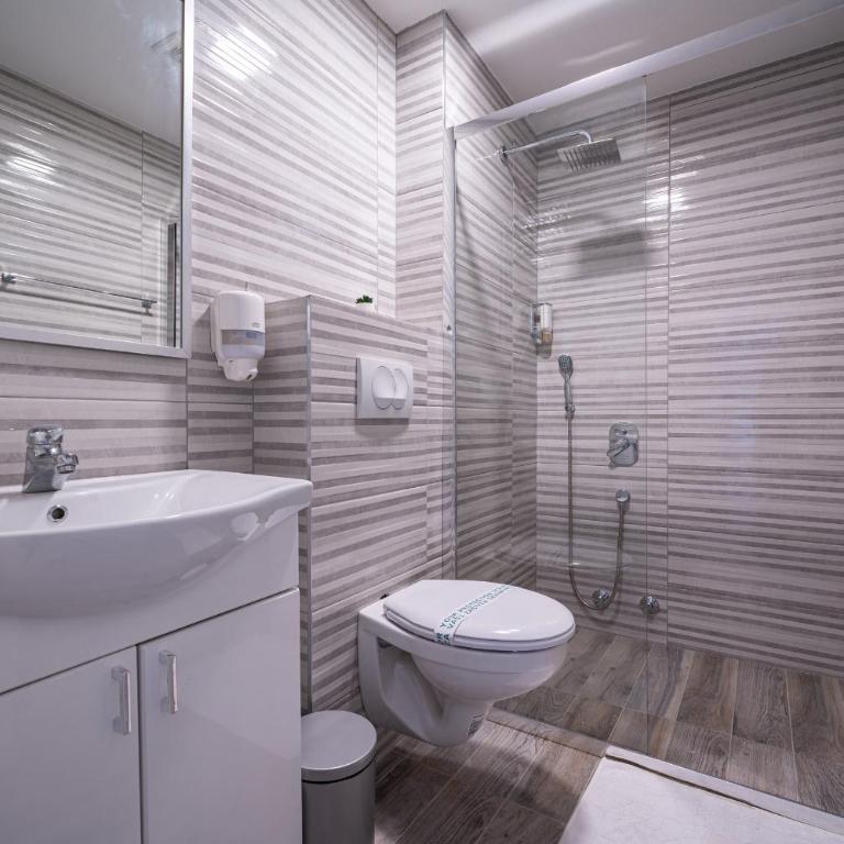MAS Apartments - One-Bedroom Apartment - 9