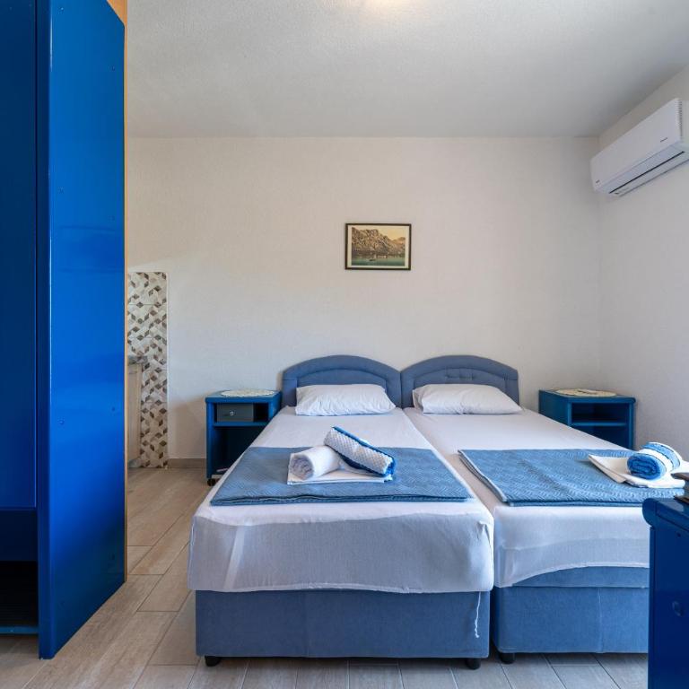 MAS Apartments - Two-Bedroom Apartment - 3
