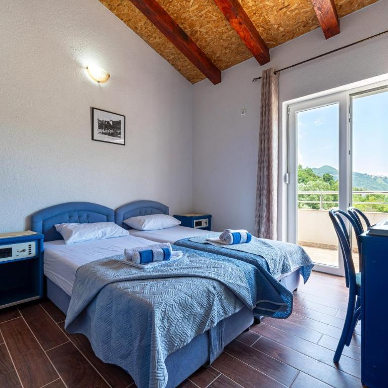 MAS Apartments - Two-Bedroom Apartment - 1