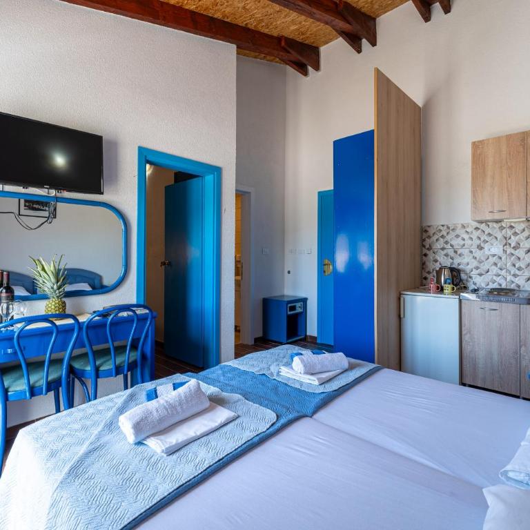MAS Apartments - Two-Bedroom Apartment - 6