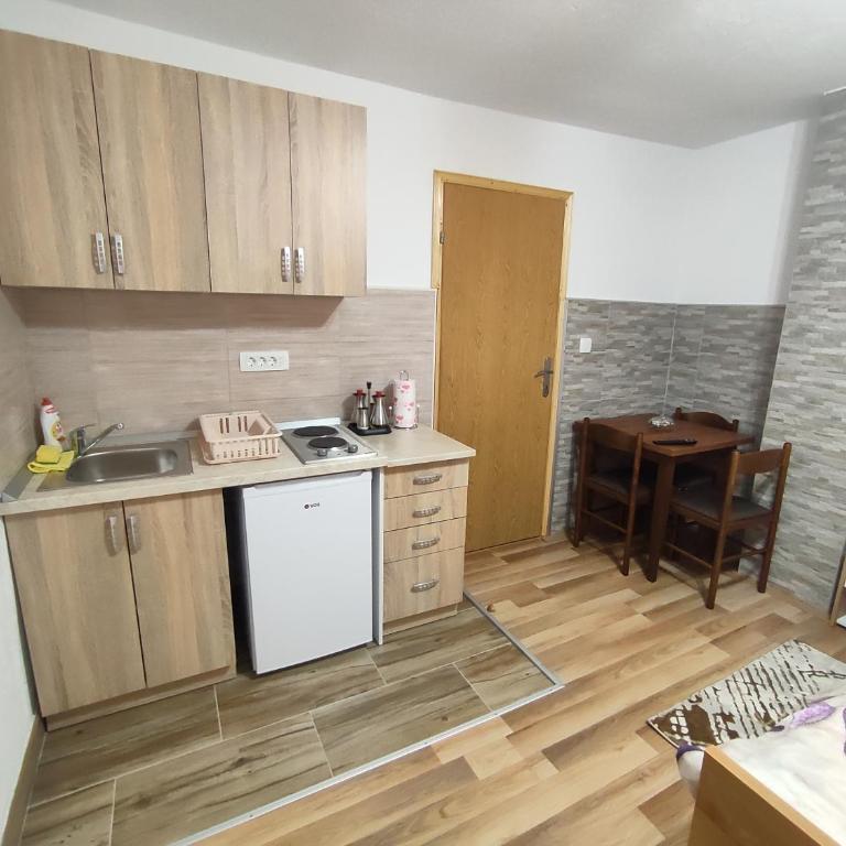 Apartments Nemanja - Studio - 23