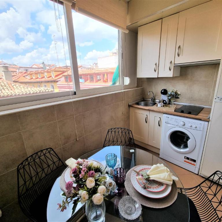 MOLINA - LA LATINA - Single Room with Terrace - 10