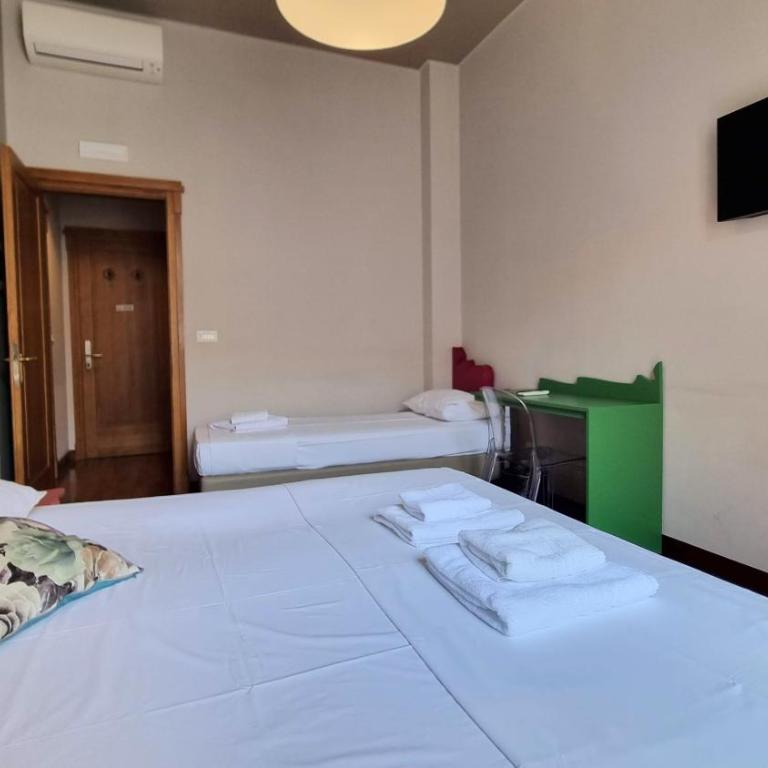 Locanda Al Volo Tommaseo - Triple Room - 10