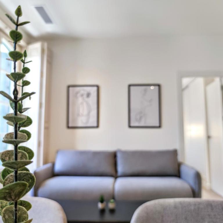 EDIFICIO DUQUE - Apartamento con balcón - 9