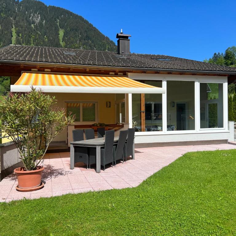Ferienhaus Fleisch - Apartment mit 7 Schlafzimmern und Terrasse - 5