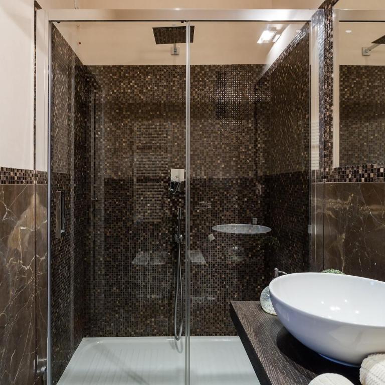 Casa Vera, exquisite 2 bedrooms 2 baths apartment with garden, A/C, close to Parking - Appartamento con 2 Camere da Letto - 28