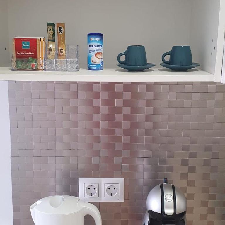 ESTUPENDO PISO a 3 min ESTACIÒN DE TREN MARIA ZAMBRANO Y BUS - Apartamento de 1 dormitorio - 13