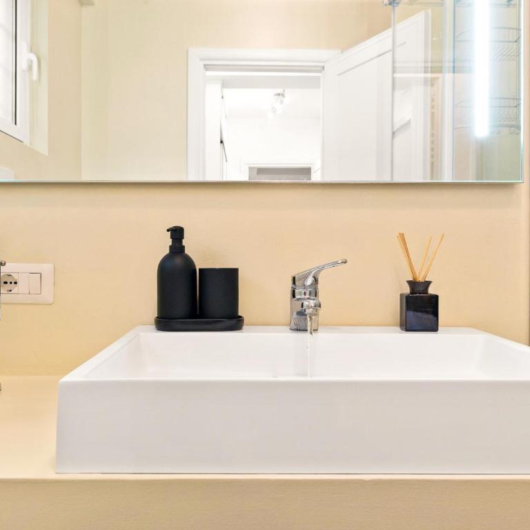 Peaceful Penthouse with Garage by NDP rent - Three-Bedroom Apartment - 17