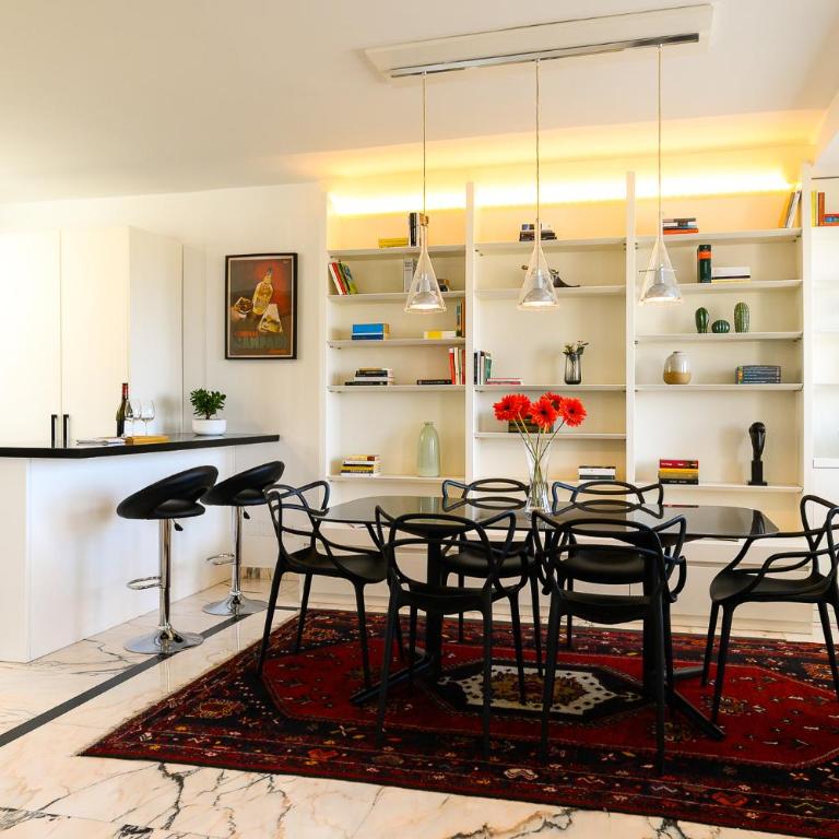 Peaceful Penthouse with Garage by NDP rent - Three-Bedroom Apartment - 6