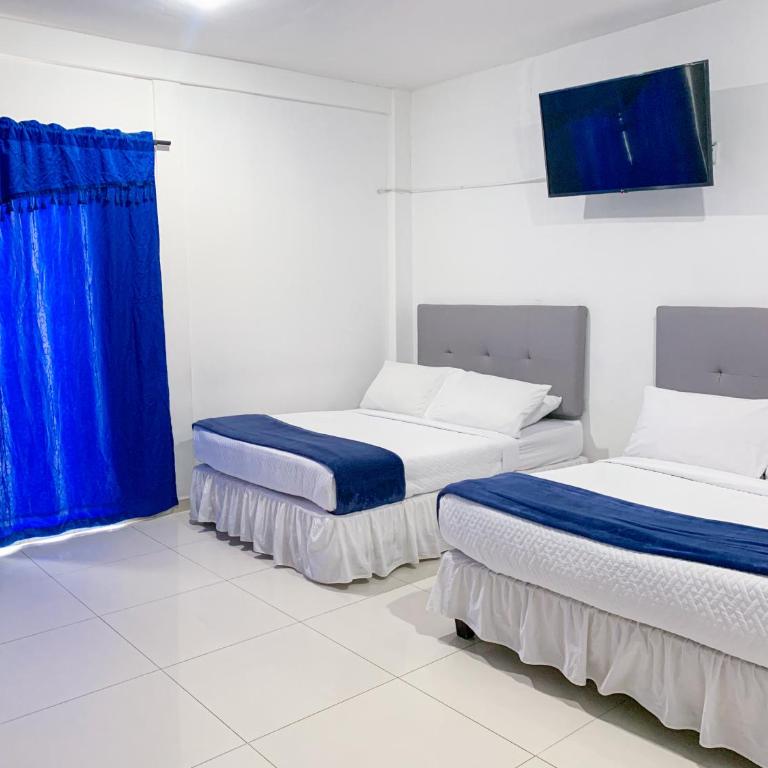 Hotel Abi Inn By GEH Suites - Quadruple Room - 2