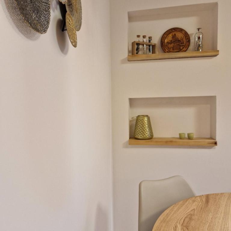 OLEA COTTAGE - One-Bedroom Apartment - 8