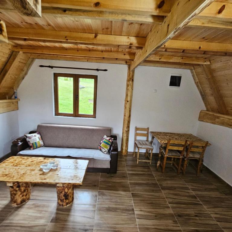 Vikendice SMOLOVIC - Two-Bedroom Chalet - 40
