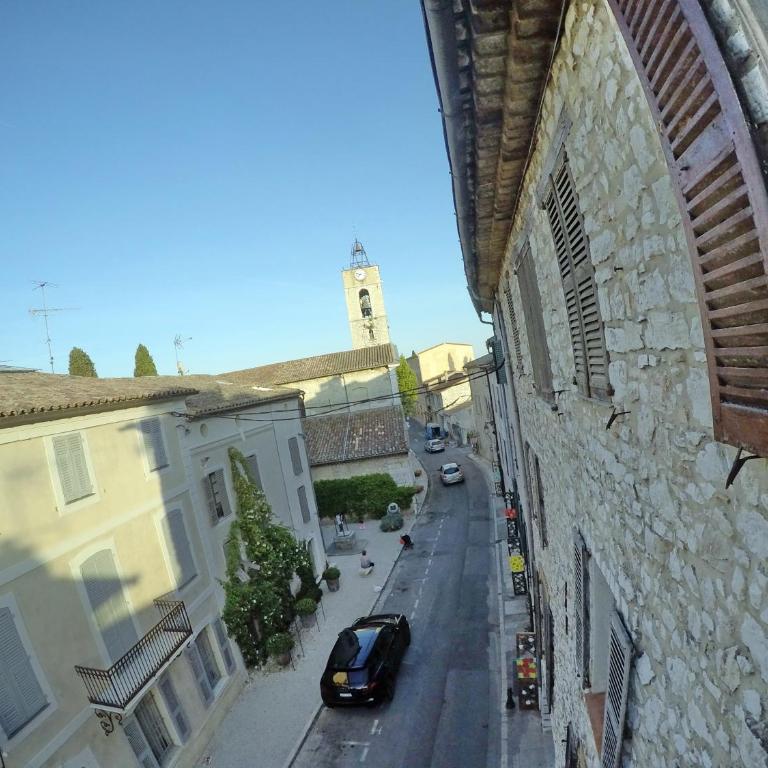Maison Carles BnB - Suite Familiale avec Lit King-Size - 9