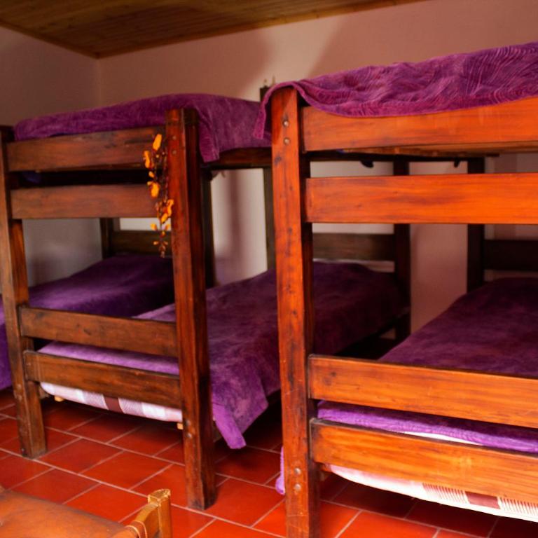 El Refugio de la Pola ¡La revolución tiene vida! - Habitación Compartida Mixta de 6 camas - 1