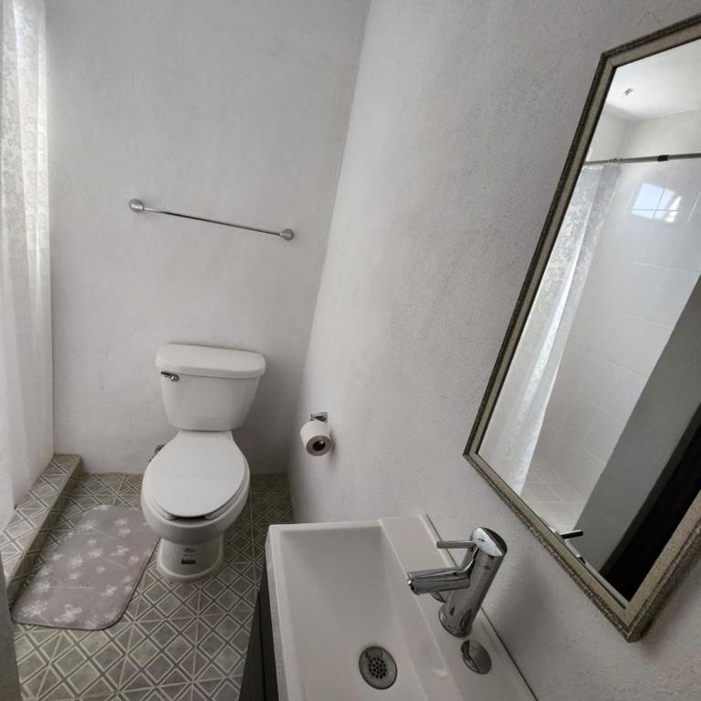 Casa Linda Vista - Three-Bedroom Apartment - 2