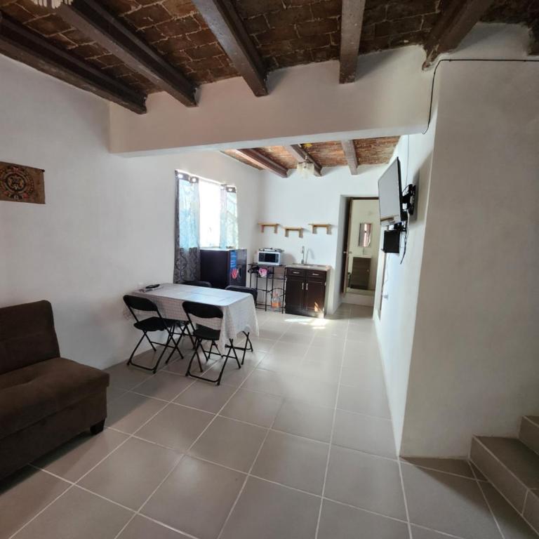 Casa Linda Vista - Three-Bedroom Apartment - 10