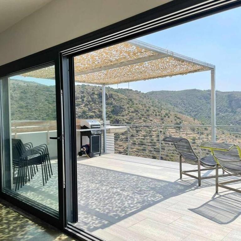 Villa con piscina sobre la Almadrava II - Villa - 8