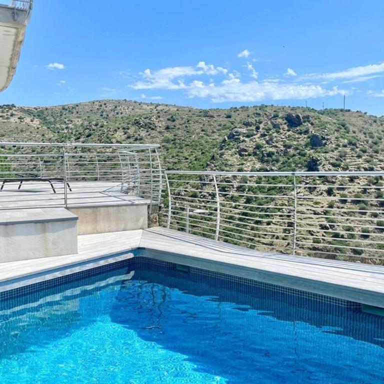 Villa con piscina sobre la Almadrava II - Villa - 15