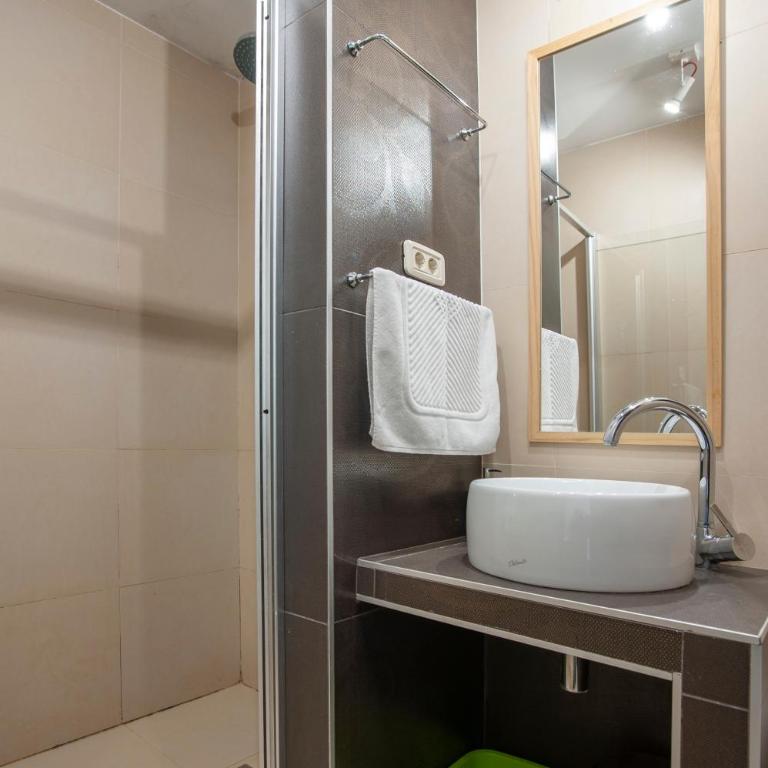 Apartments and Rooms Teona - Studio s Terasom i Pogledom na More - 8