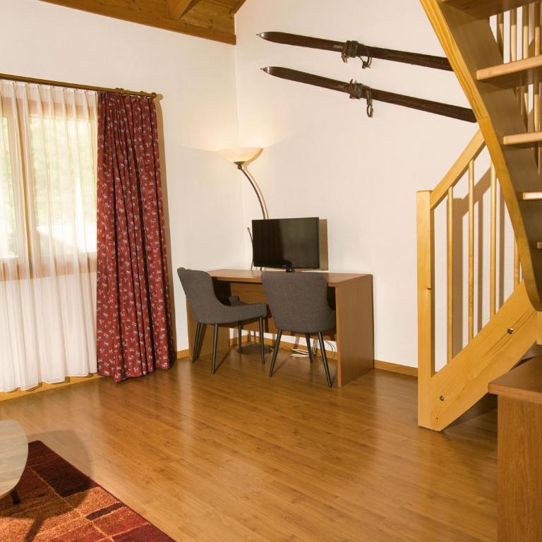 Hotel Massa - Camera Familiare - 5