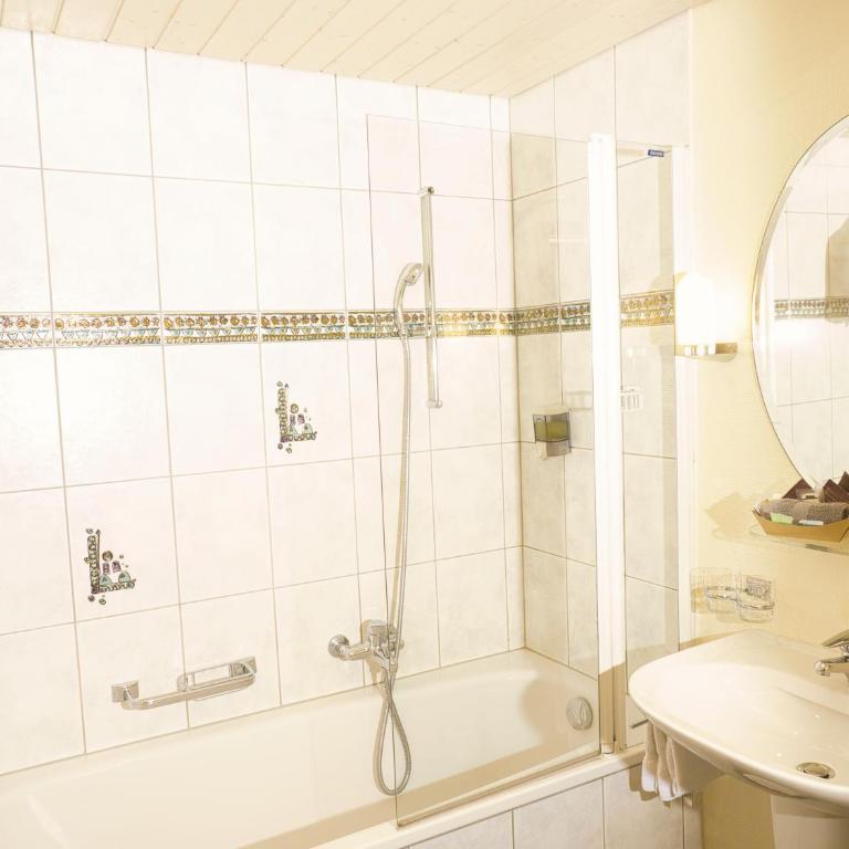 Hotel Massa - Camera Familiare - 6