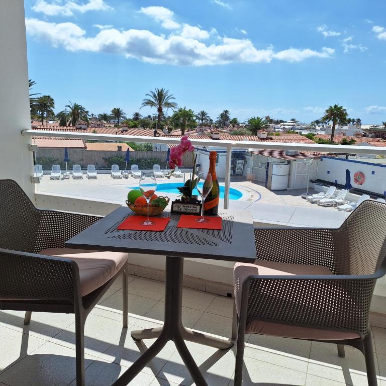 Casa Naranja - your spacious and comfortable home in Playa - One-Bedroom Apartment - 1