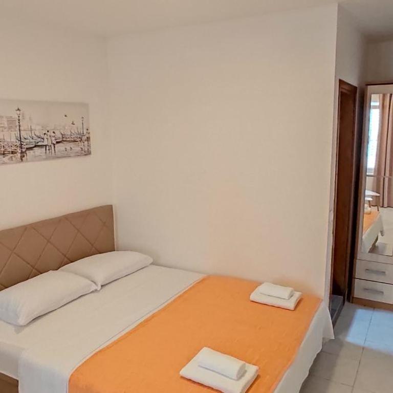 R&A Apartmani Bečići - Četvorokrevetna Soba - 9