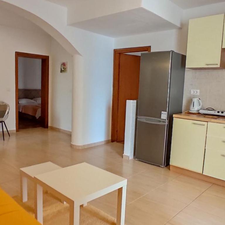 R&A Apartmani Bečići - Apartman sa 2 Spavaće Sobe - 16