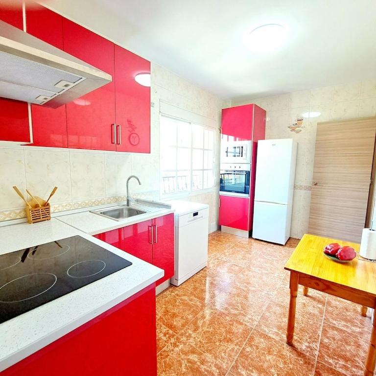 Magnificent villa: 2 private pools, BBQ, garden & parking. 13 per. In Padul - Villa - 43