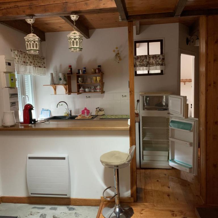 BASIA, Lourdes - centre , quartier historique Sanctuaires a 7 min a pied - Maison 1 Chambre - 9