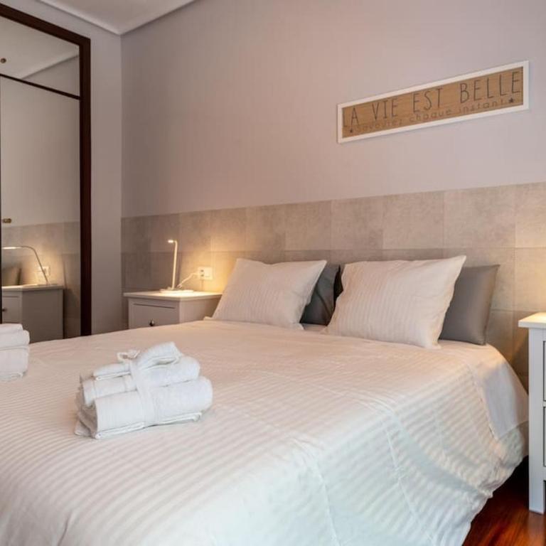 Exclusivo espacio - Parking Gratis - Three-Bedroom Apartment - 21
