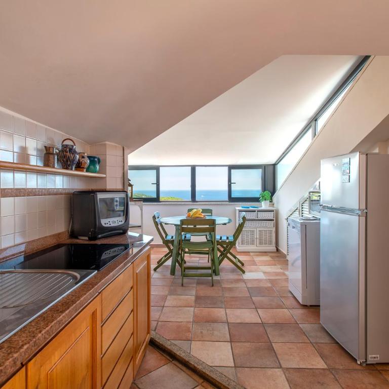 Blue View Penthouse - Magnolia Holidays - Two-Bedroom Apartment - 16
