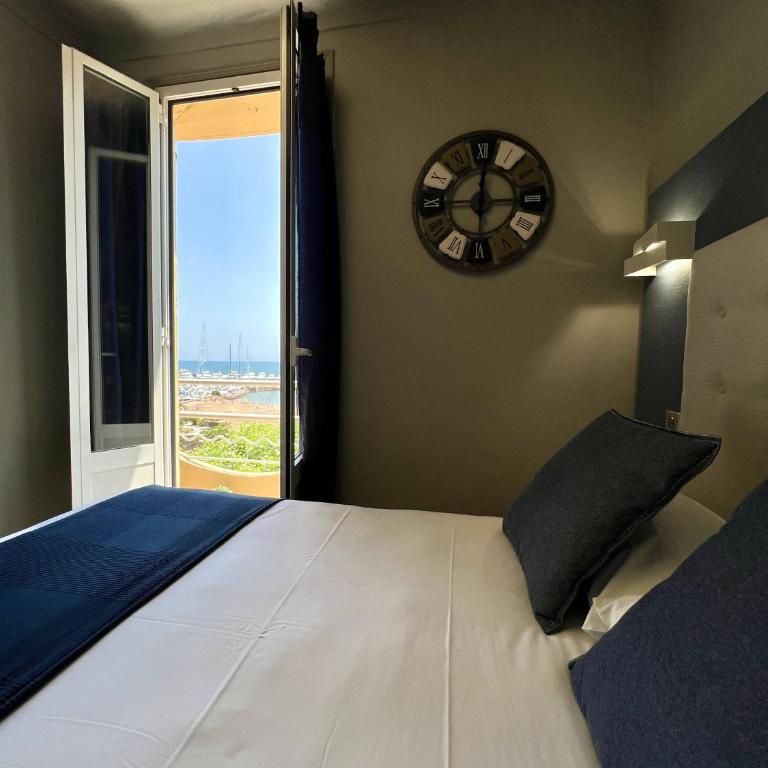 Hotel La Calanque - Chambre Double Deluxe avec Balcon - Vue sur Mer - 7