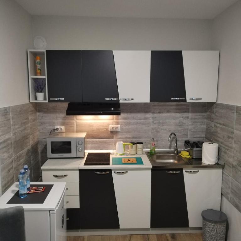 Apartman Zen - Two-Bedroom Apartment - 11