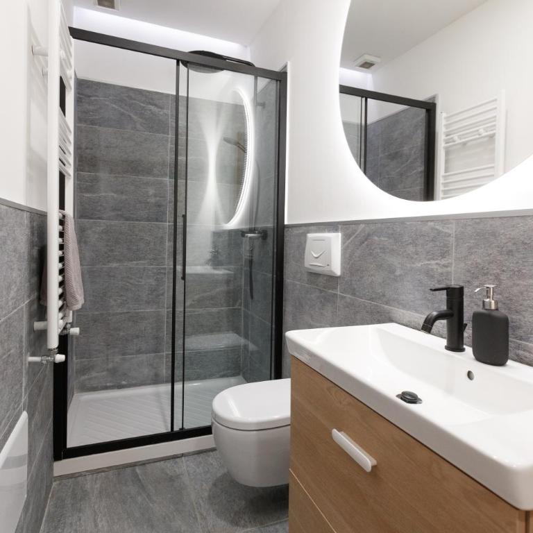 Centre of Old Town, Fully Renovated, Amazing Views & Car Park - Appartamento con 3 Camere da Letto - 15