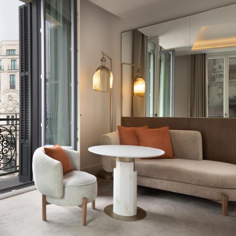 JW Marriott Hotel Madrid - Habitación Deluxe Premium Esquinera con vistas a la ciudad - 1 cama extragrande - 9