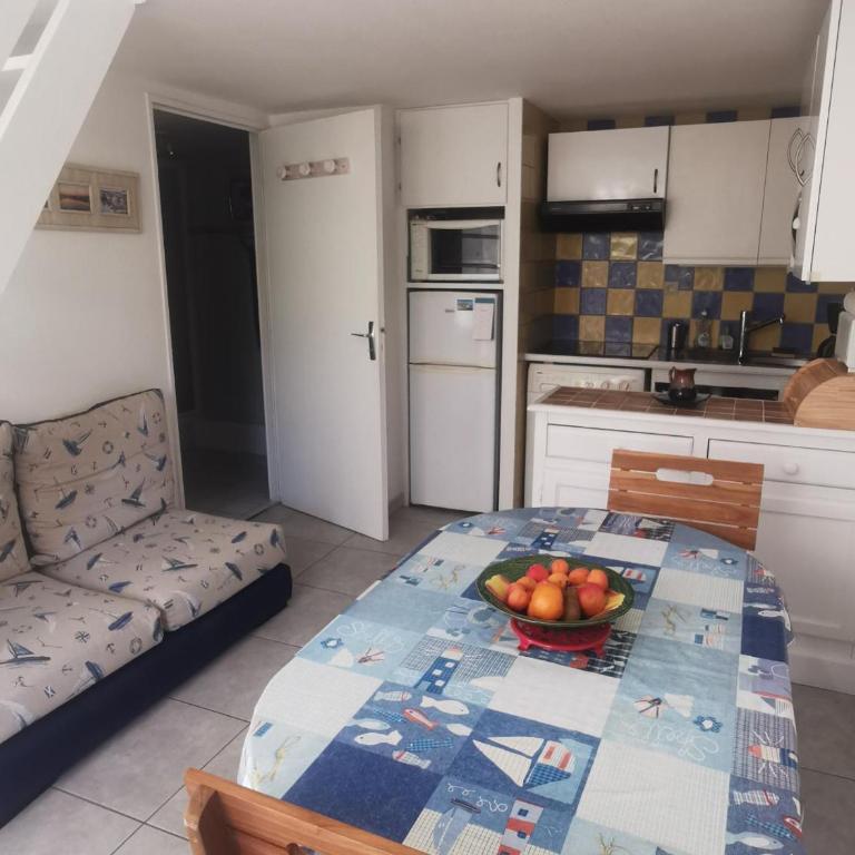 Pavillon lumineux avec terrasse à 500m de la plage, parking sécurisé, 6 couchages - FR-1-732-52 - Maison de Vacances - 7