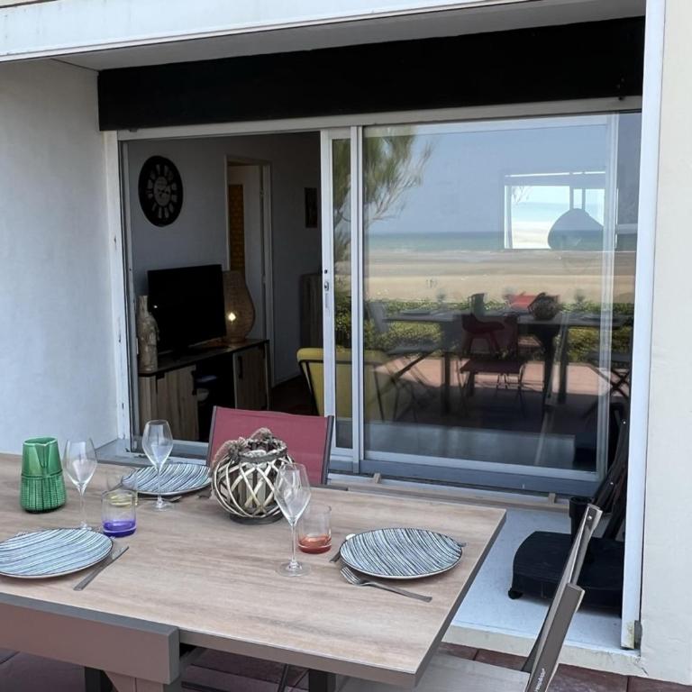 Appartement 2P, Rez-de-jardin, Accès Plage, Animaux OK, Parking, Internet Inclus - FR-1-487-355 - Appartamento - 5