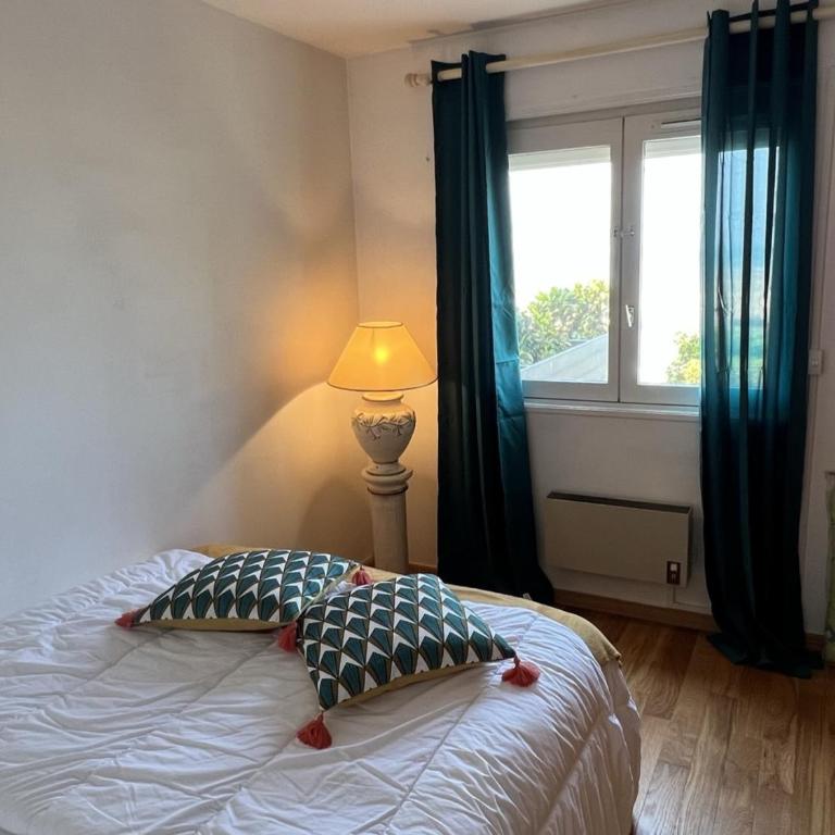 Appartement 2P, Rez-de-jardin, Accès Plage, Animaux OK, Parking, Internet Inclus - FR-1-487-355 - Appartamento - 11
